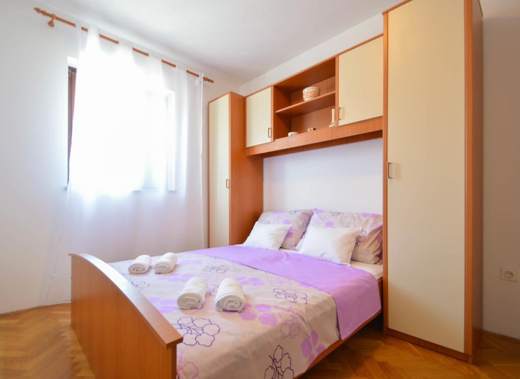 Apartment Natasa Novi Vinodolski Rum bild